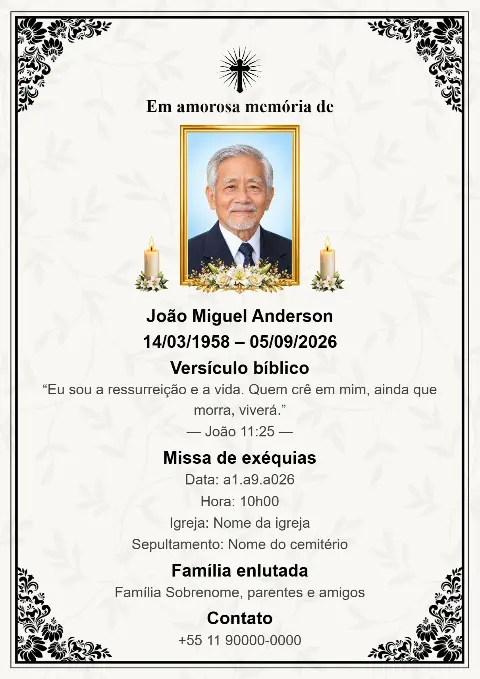 Cartão de funeral branco com discretos motivos botânicos, cantos pretos ornamentados, fotografia central, velas e cruz preta.